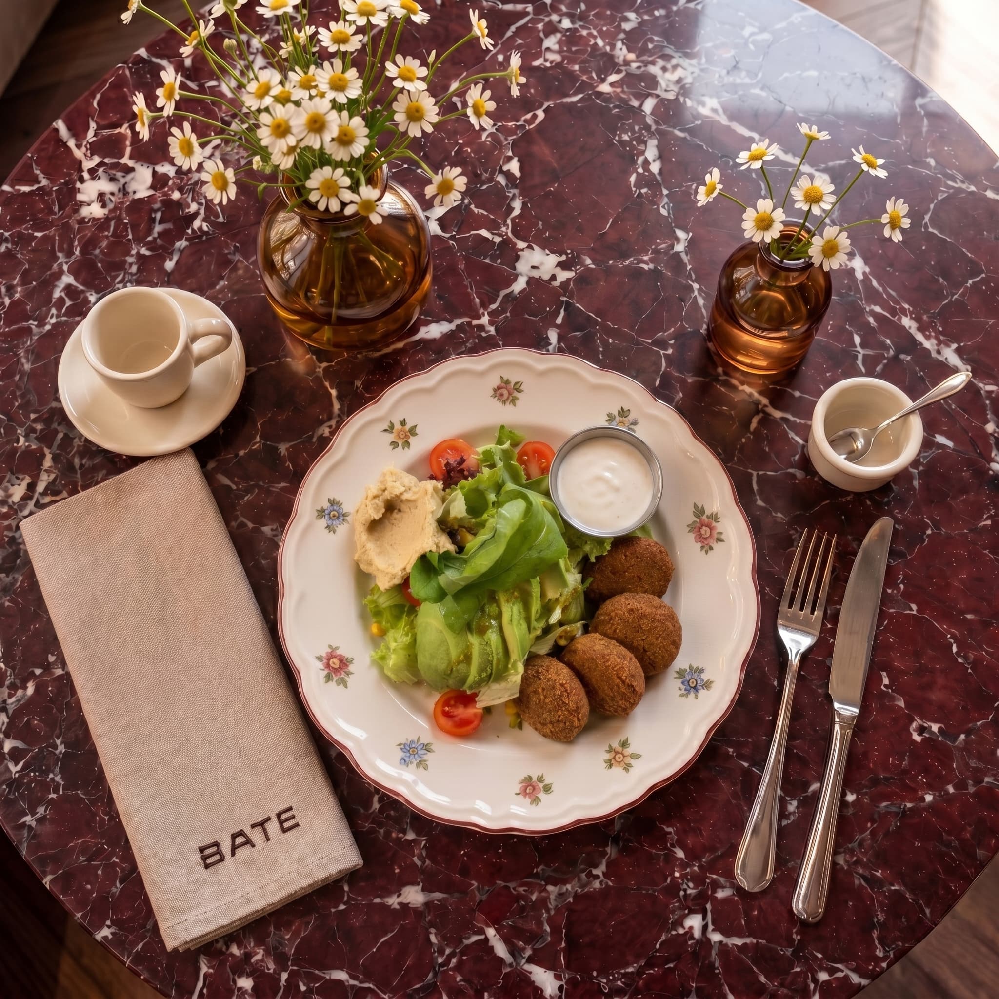 Falafel Salata